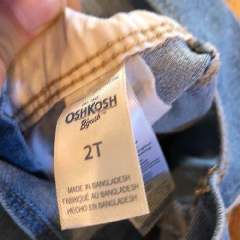 OshKosh Overalls with embroidered detail 2T - Picture 8 of 9